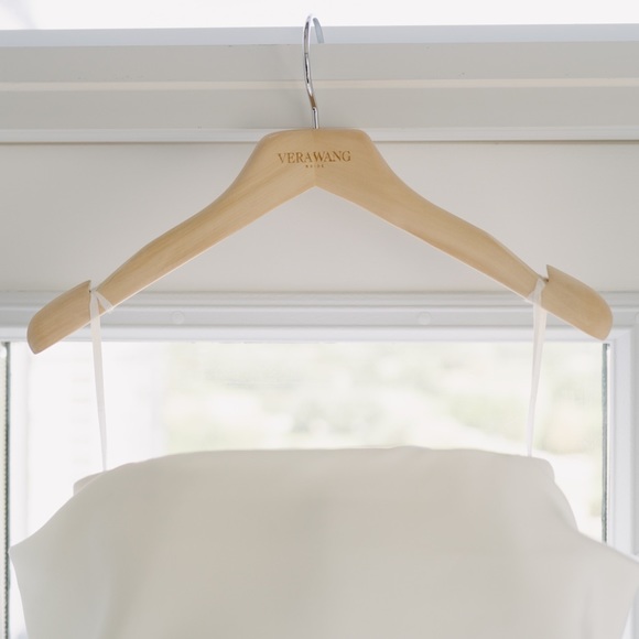 Vera Wang Custom Wedding Dress - Picture 3 of 8